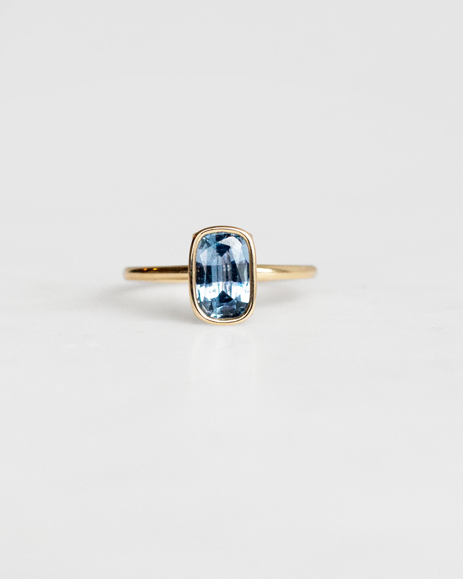 Sapphire Floating Ring