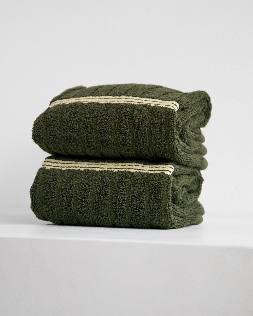 Baina - Emerald Hand Towel in Moss