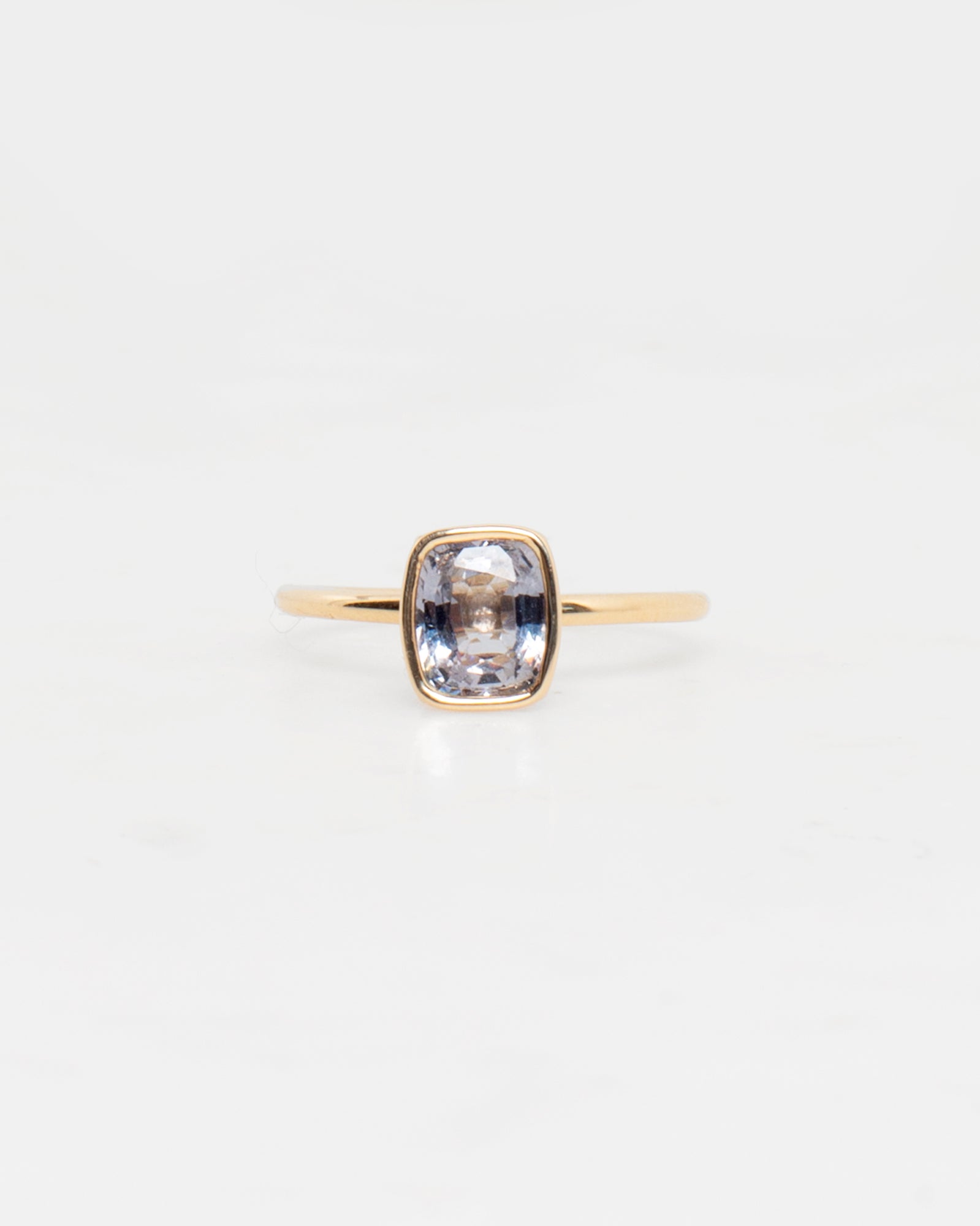 Chicory Sapphire Floating Ring