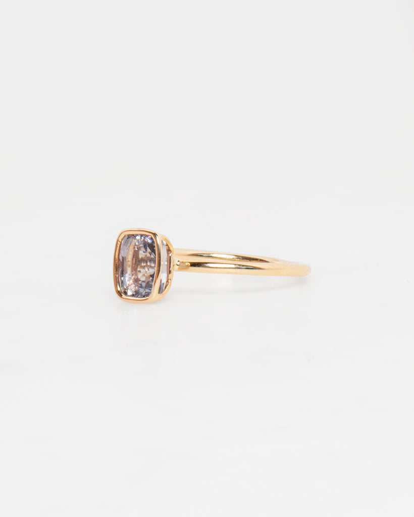 Chicory Sapphire Floating Ring