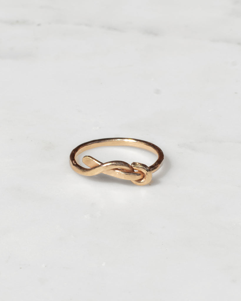 14K Thick Knot Ring
