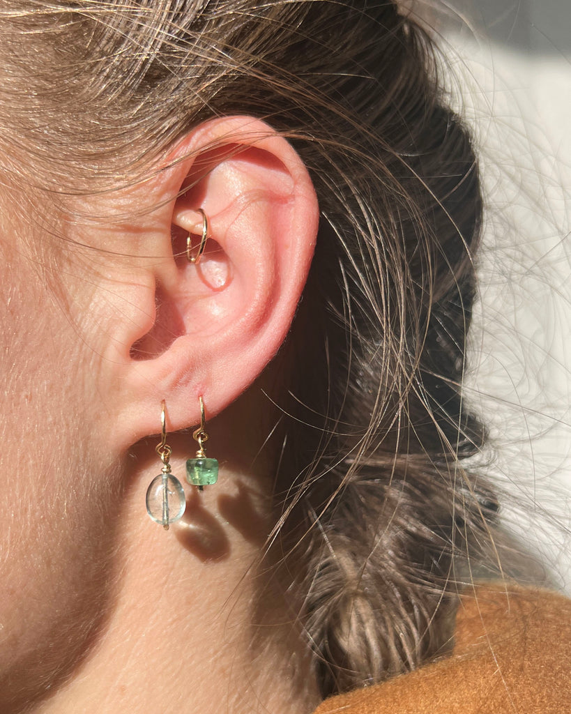 14K Wintergreen Single Crescent Charm Earring