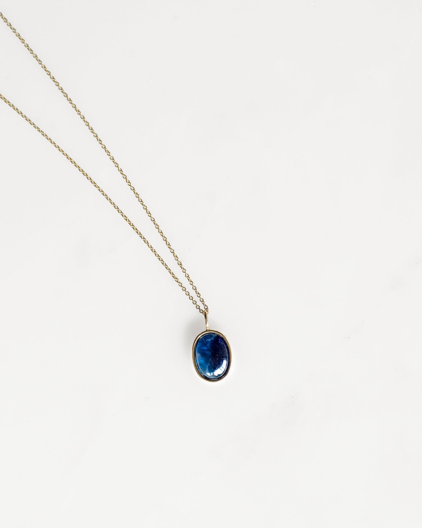 14K Deep Blue Kyanite Floating Pendant Necklace