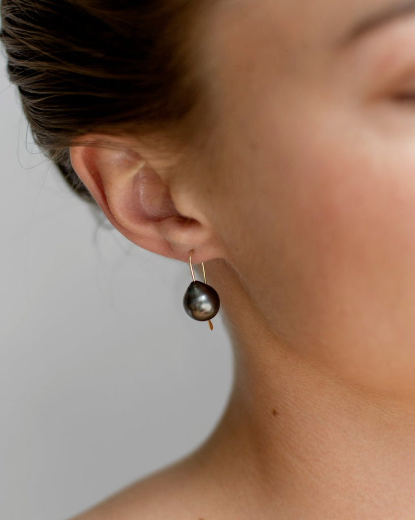 14K Charcoal Tahitian Pearl Drop Earrings