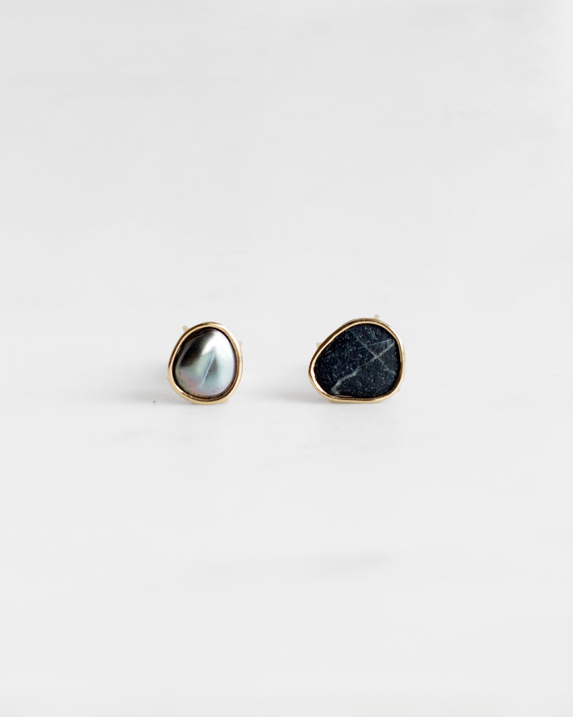 14k Keshi Pearl and Lucky Stone Floating Cufflinks